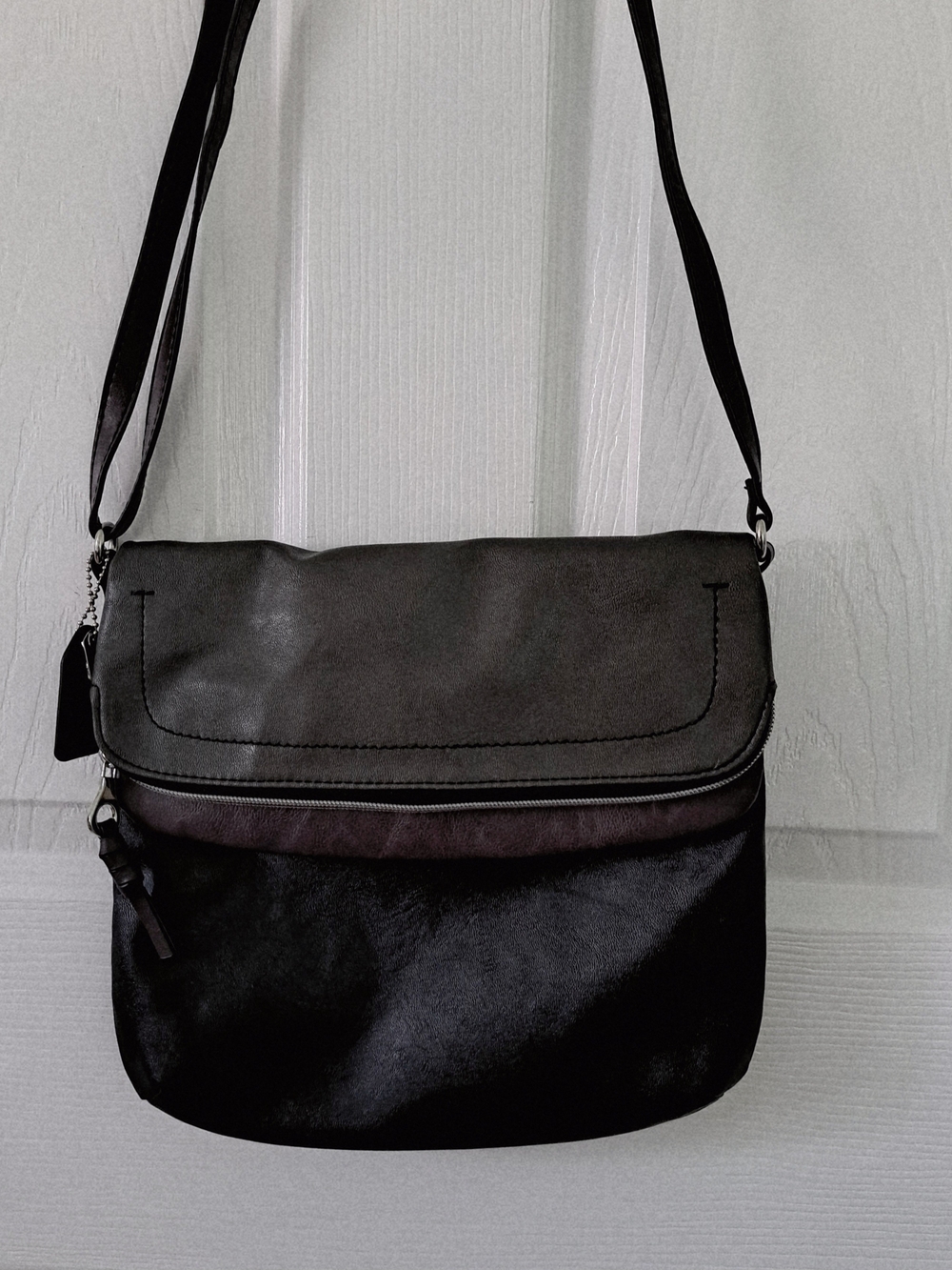 Relic Black & Gray Crossbody Bag
